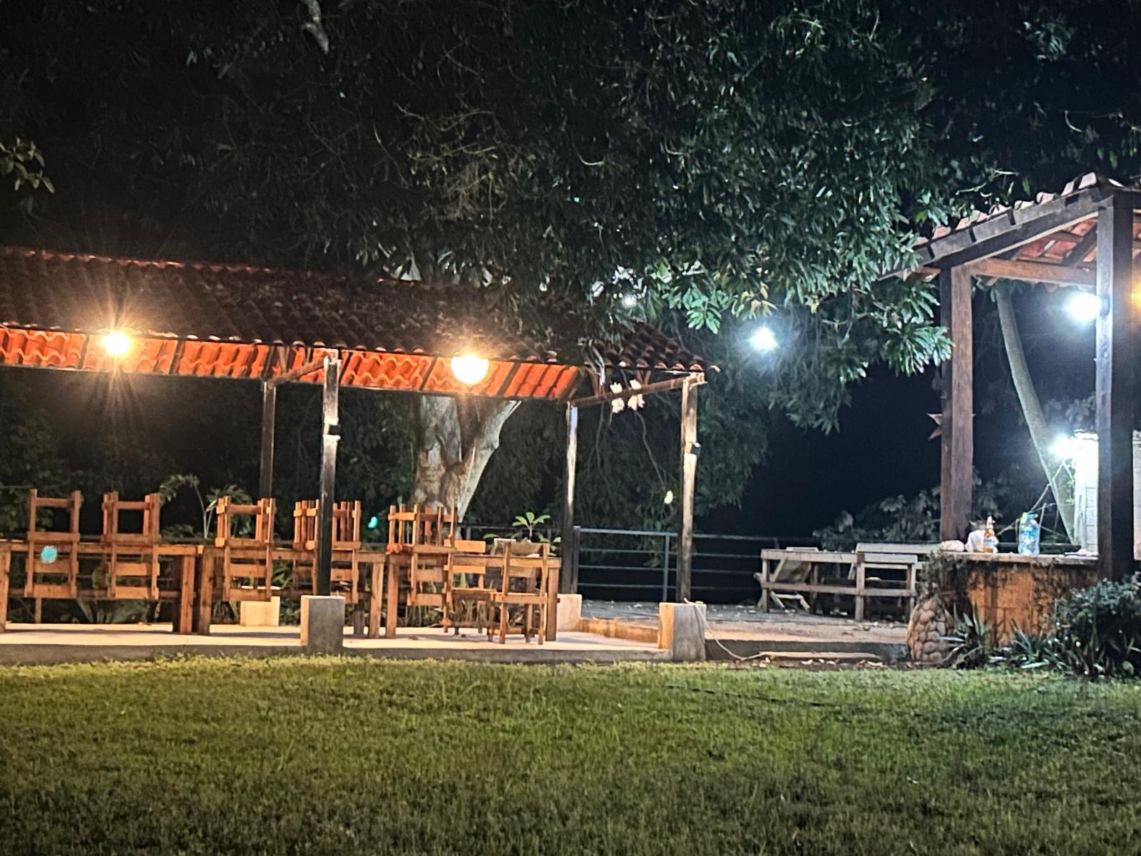 Palapa iluminada
